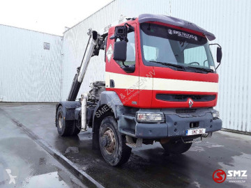Влекач Renault Kerax 420 4x4 Pesci Se 115/5 Extens