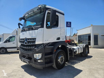 Влекач Mercedes Arocs
