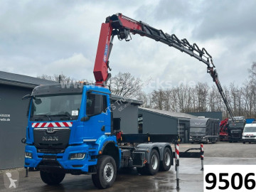 Влекач MAN TGS 33.470 6x6 mit HMF 3220 Ladekran