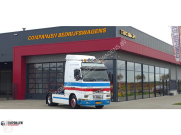 Влекач Volvo FH16 FH 16 Very beautiful Volvo 520, lots of horsepower, pulls like crazy