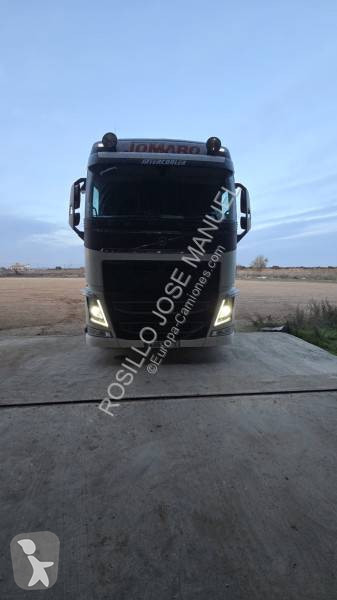 Влекач Volvo FH 500