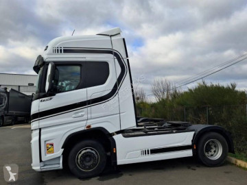 Влекач Ford Trucks F-MAX 500