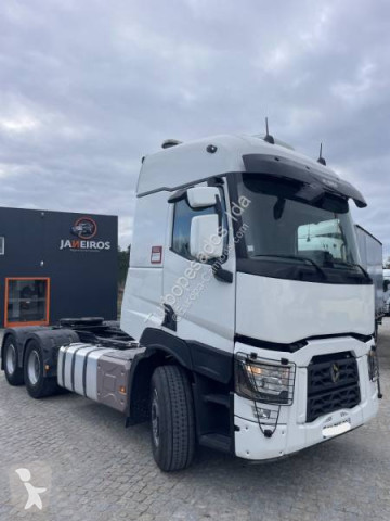 Влекач Renault C-Series 520