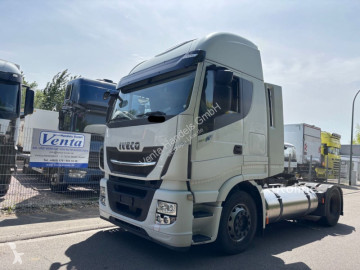 Влекач Iveco Stralis 460