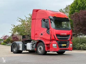 Cabeza tractora Iveco