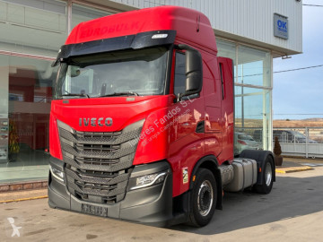 Tracteur Iveco