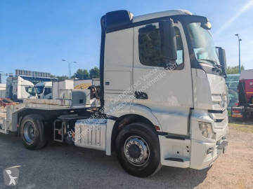 MercedesActros1845