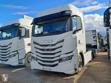 Влекач Iveco S-WAY 480