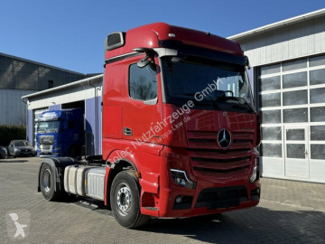 جرار Mercedes