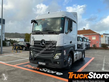 Влекач Mercedes Actros 1845
