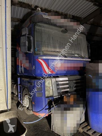 Traktor Renault