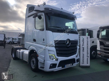 جرار Mercedes