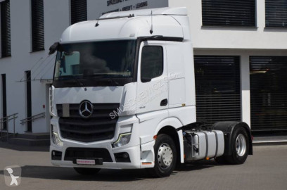 Влекач Mercedes