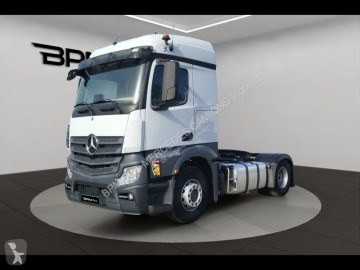 جرار Mercedes