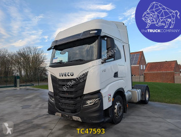 Влекач Iveco S-Way 480