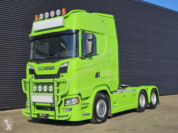 Влекач Scania