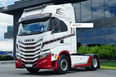 Влекач Iveco S-WAY / 510 / I-PARK COOL / FULL AIRMATIC