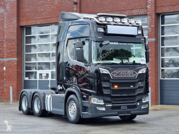 ScaniaR