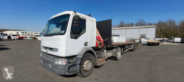 Влекач Renault Premium