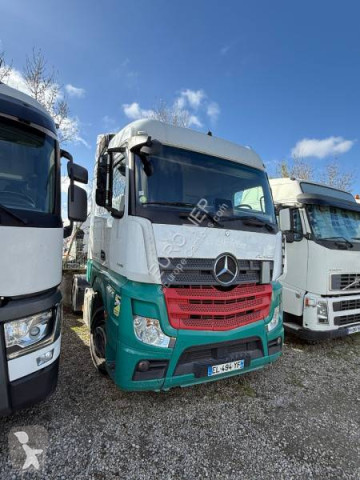 MercedesActros1845