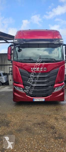 Iveco S-WAY 510 tractor unit