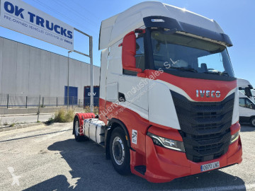 Cabeza tractora Iveco