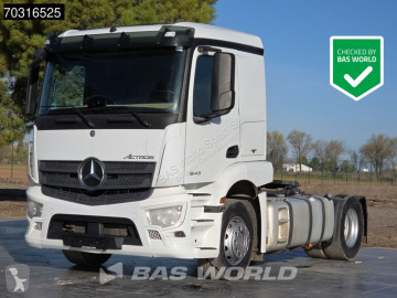 Cabeza tractora Mercedes