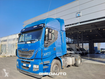 Cabeza tractora Iveco