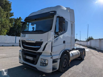 Влекач Iveco S-WAY 460 GNL