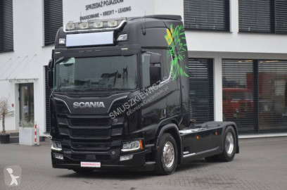 Влекач Scania R 580