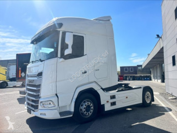 Влекач DAF X
