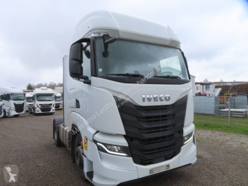 Tracteur Iveco