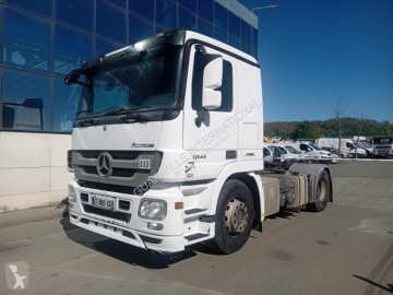 Влекач Mercedes Axor 1844
