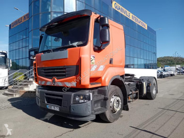 جرار Renault Premium Lander