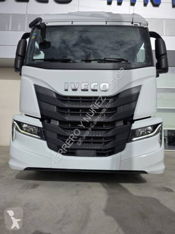 Cabeza tractora Iveco