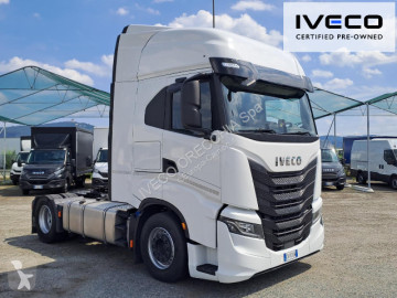 Tracteur Iveco