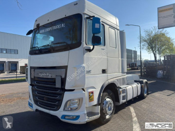 Traktor DAF