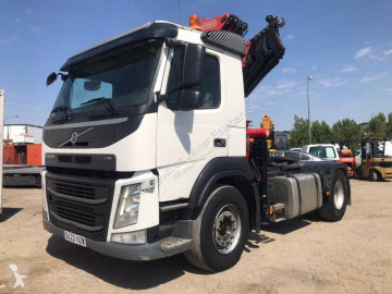 Влекач Volvo FM