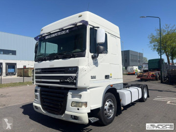 Влекач DAF XF105 460 Steel/Air - Automatic - 2 Tanks - Spacecab