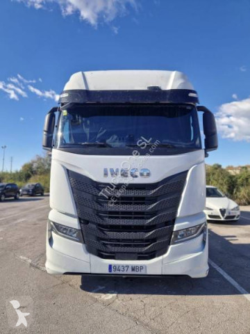 جرار Iveco