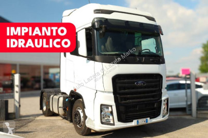 Tracteur Ford