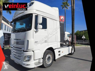 Cabeza tractora DAF