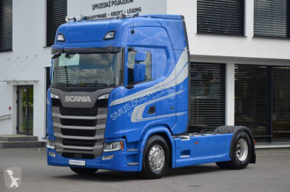 Влекач Scania S 500