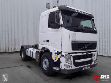 Влекач Volvo