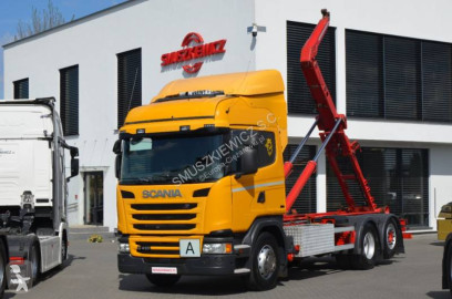 Влекач Scania