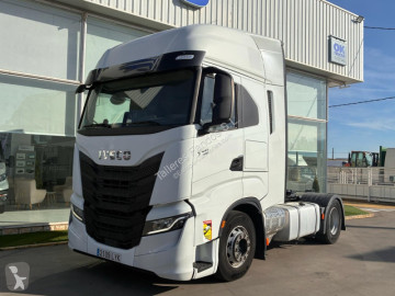 Tracteur Iveco