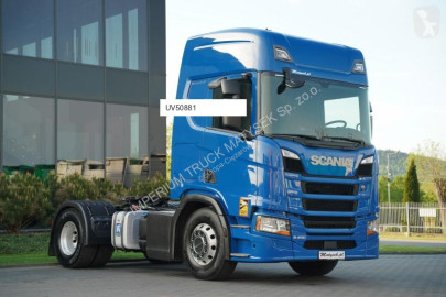 Влекач Scania R450