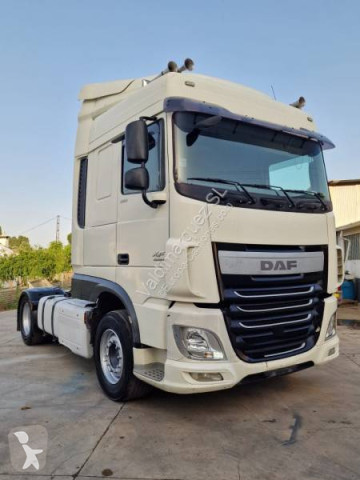 Traktor DAF