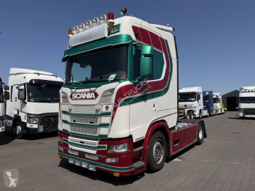 ScaniaR450