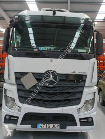 Cabeza tractora Mercedes